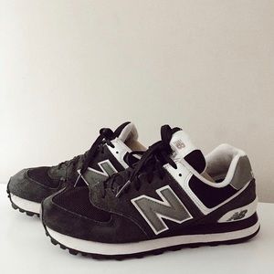 Women’s new balance tennis shoes